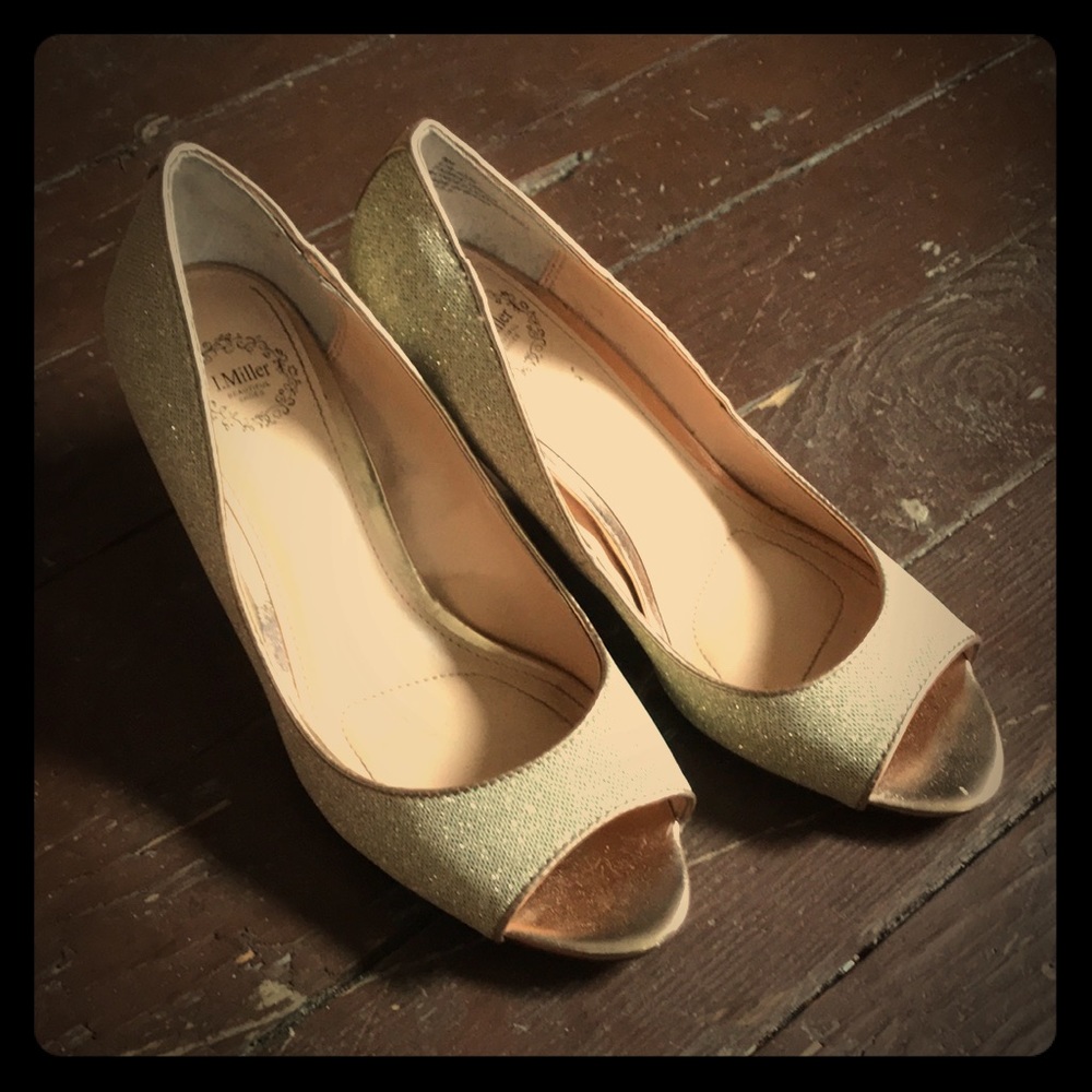 Sparkly Gold Shoes